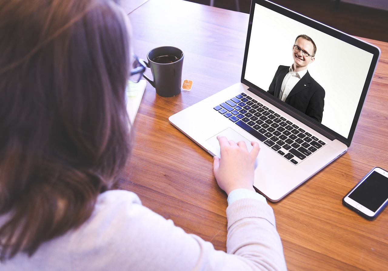 Why an ATS with Built-In Video Interview Integration is a Game-Changer for Small Hiring Teams