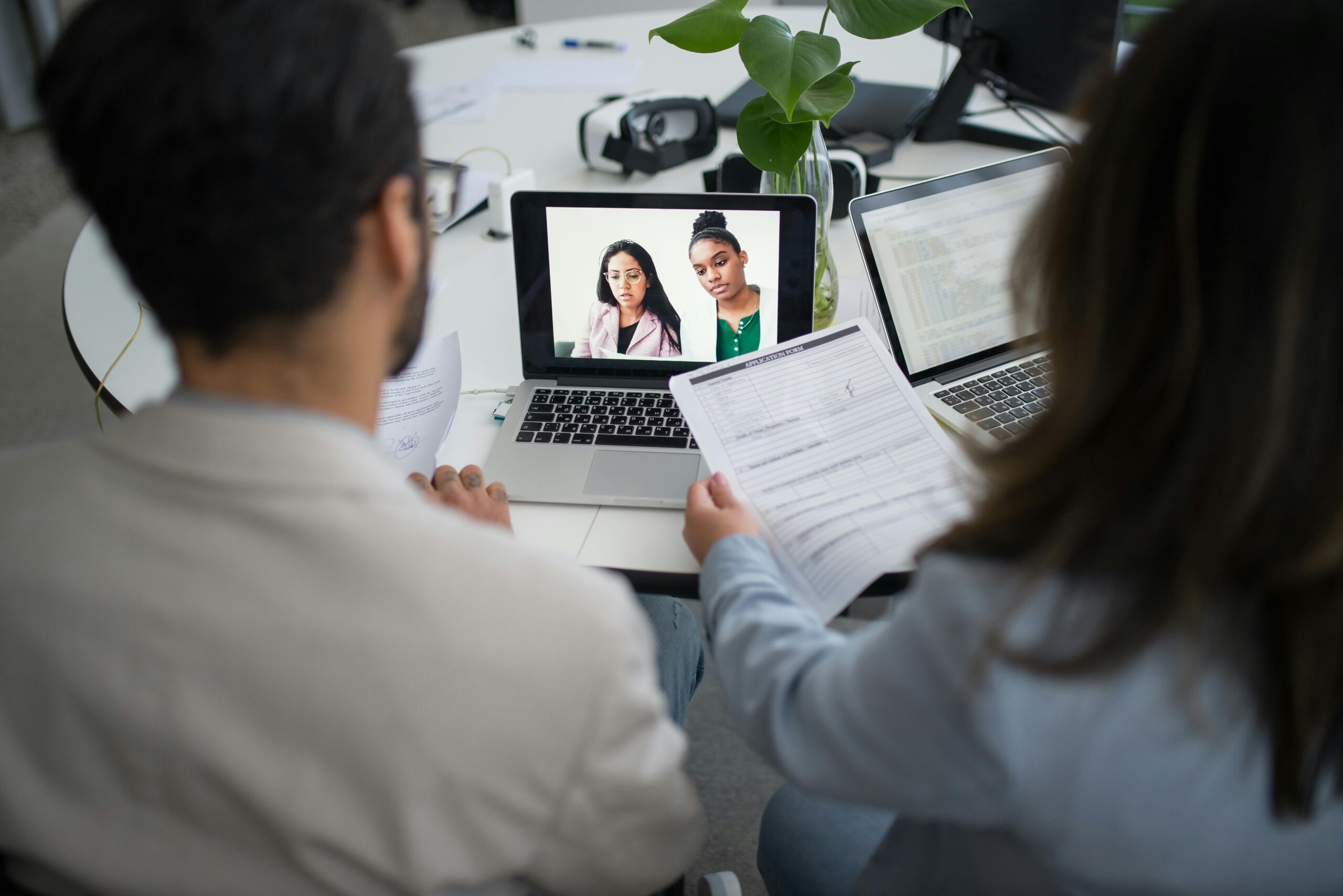 Gen Z’s Demand for Transparency: Building a ‘No-Ghosting’ Candidate Journey with Your ATS